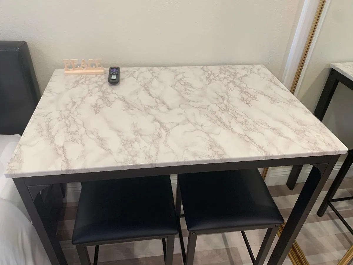 Δωμάτια σε οικογενειακή κατοικία Lovely Room In Private House Near Disneyland Άναχαϊμ Ηνωμένες Πολιτείες της Αμερικής