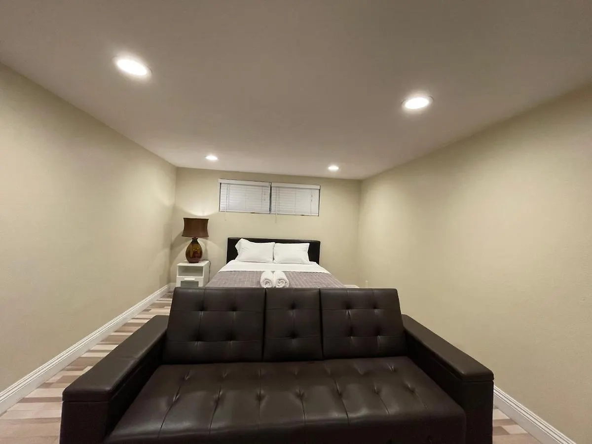 Lovely Room In Private House Near Disneyland Άναχαϊμ Ηνωμένες Πολιτείες της Αμερικής