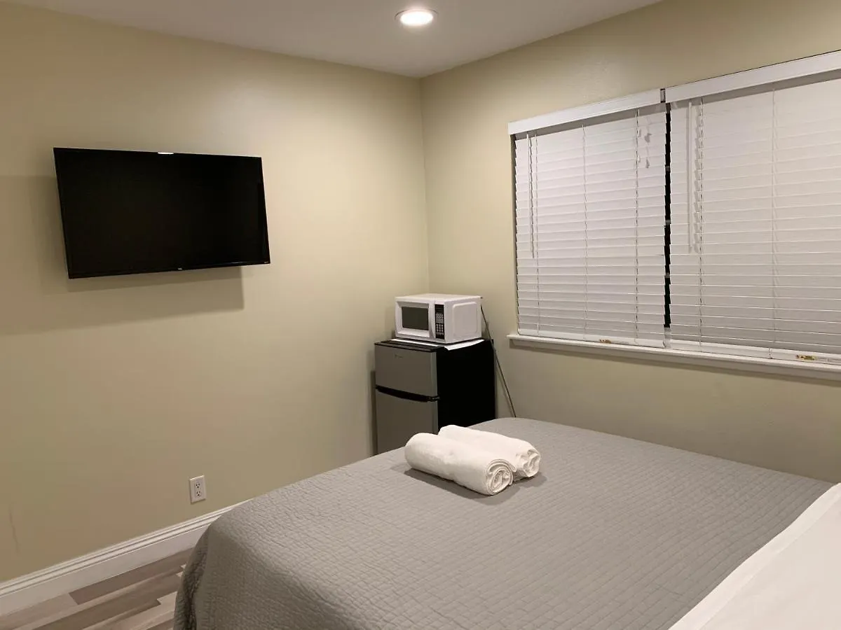 Δωμάτια σε οικογενειακή κατοικία Lovely Room In Private House Near Disneyland Άναχαϊμ