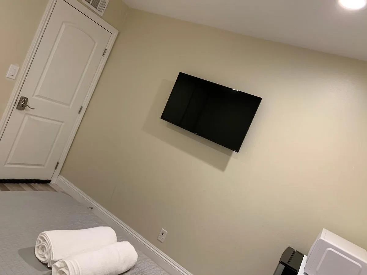 Δωμάτια σε οικογενειακή κατοικία Lovely Room In Private House Near Disneyland Άναχαϊμ Ηνωμένες Πολιτείες της Αμερικής
